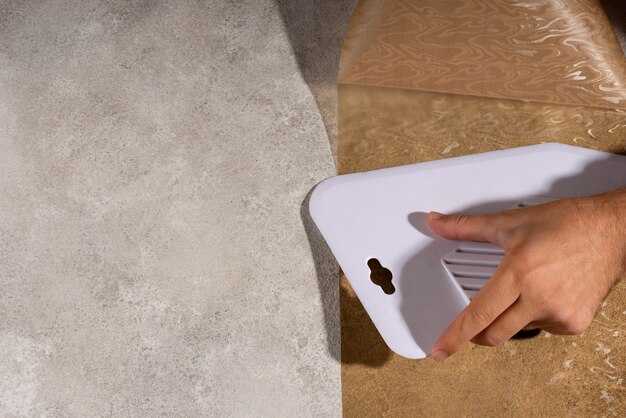 Процесс подготовки стен к укладке плитки