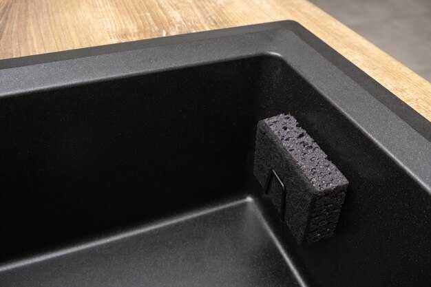 Завершение работы и проверка на утечки